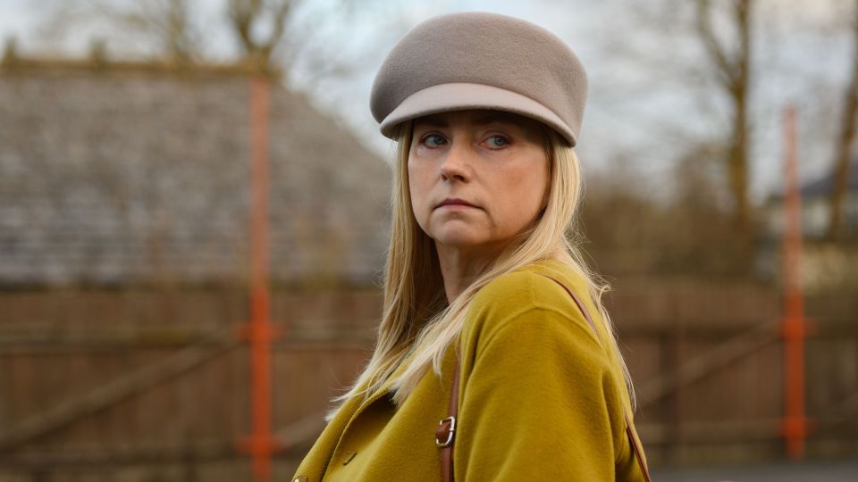 В химчистку идти не придется: как освежить шерстяное пальто без стирки