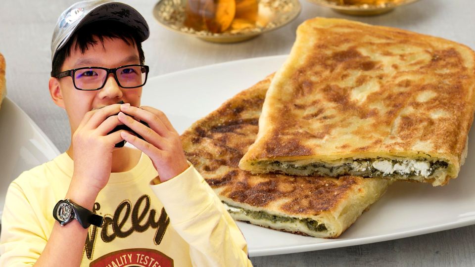 Домочадцы будут просить еще и еще: рецепт невероятно вкусных турецких лепешек