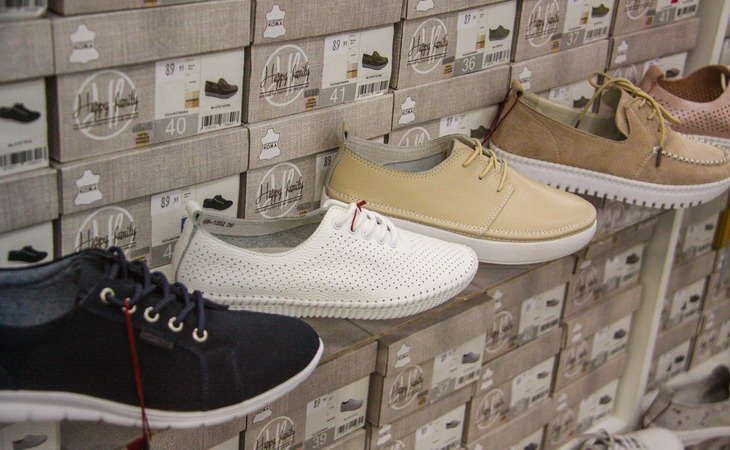 Что положить в коробку с обувью, чтобы не было запаха: лайфхак мудрых хозяек