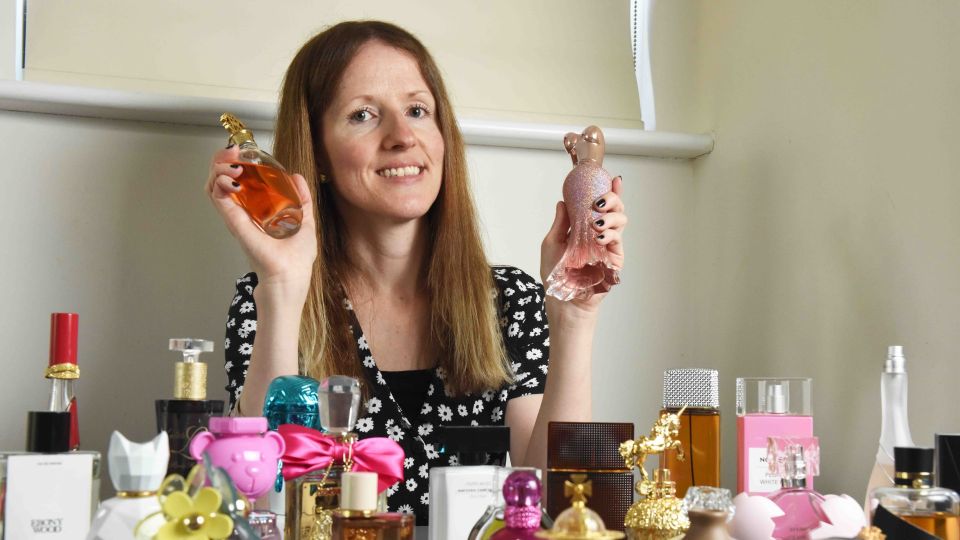 Никогда не выкидывайте старый флакончик из-под духов: вот какую пользу он несет в дом