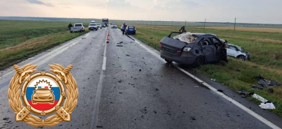 Четыре человека погибли в ДТП в Ростовской области, двое детей госпитализированы
