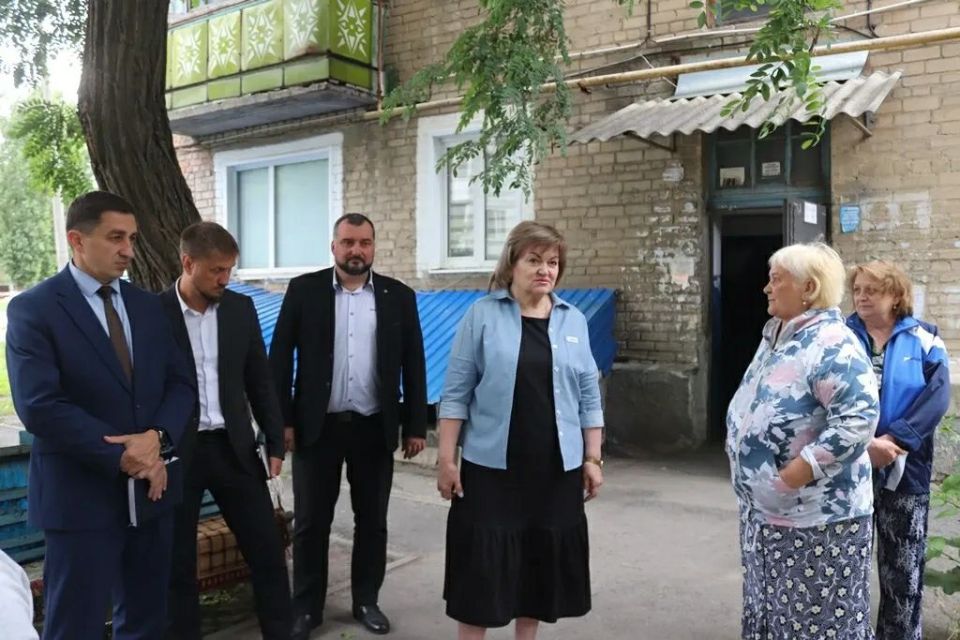 Сегодня выехала в поселок Майский