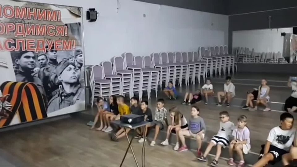  , ,      !