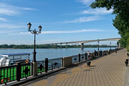 В Ростове из-за повреждения водопровода на Бодрой без холодной воды осталась часть Северного