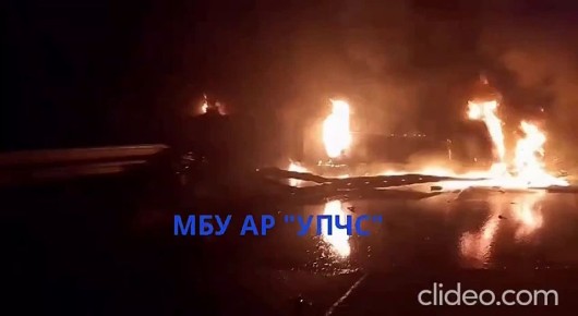     -4 :   :   