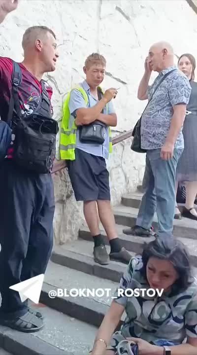       ?          /