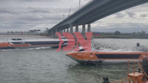 В Ростове по Дону прибыло судно на подводных крыльях «Метеор 120Р»