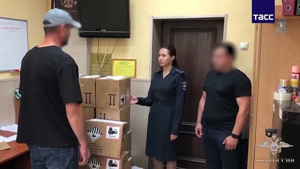 В Батайске задержали двух человек за хищение аккумуляторных батарей для БПЛА, ущерб составил 6 млн рублей, сообщила Ирина Волк