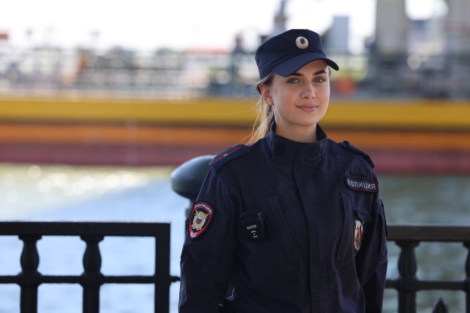 Чудесных выходных желает вам специалист группы по работе с личным составом полка патрульно-постовой службы полиции УМВД по Ростову-на-Дону Ольга Ковалева