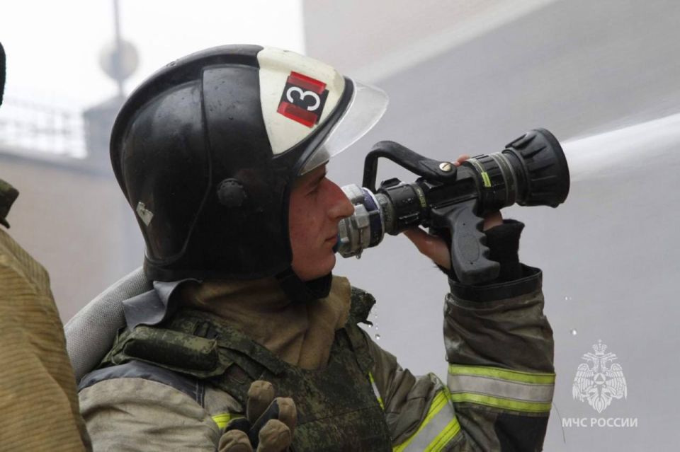 #ЧтоВчераПроизошло?. За сутки 13 октября 2025 года пожарно-спасательные подразделения Главного управления МЧС России по Ростовской области ликвидировали: