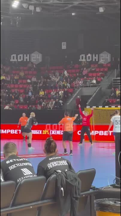 Семиметровый бросок от Даши Стаценко из ГК Росто-Дон»