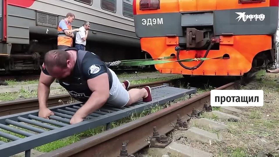 Победу посвятил маме и невесте: Силач из Ростовской области отжал от груди 370 килограммов