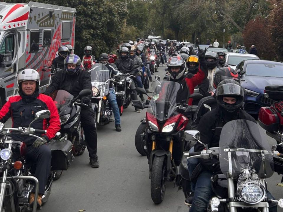В Таганроге байкеры мотоклуба «Огнеборцы» закрыли мотосезон