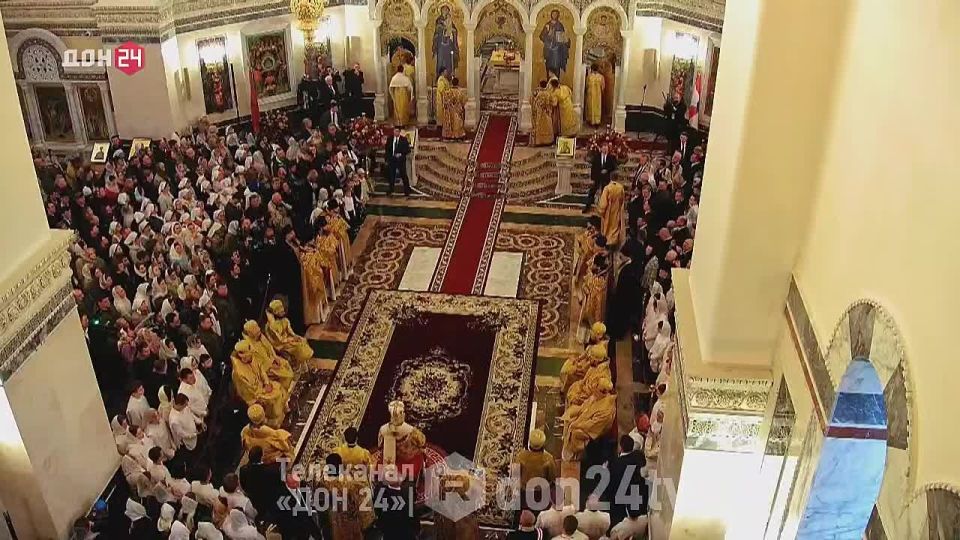 Патриарх Кирилл провёл Великое освящение храма Святого Георгия Победоносца в Ростове