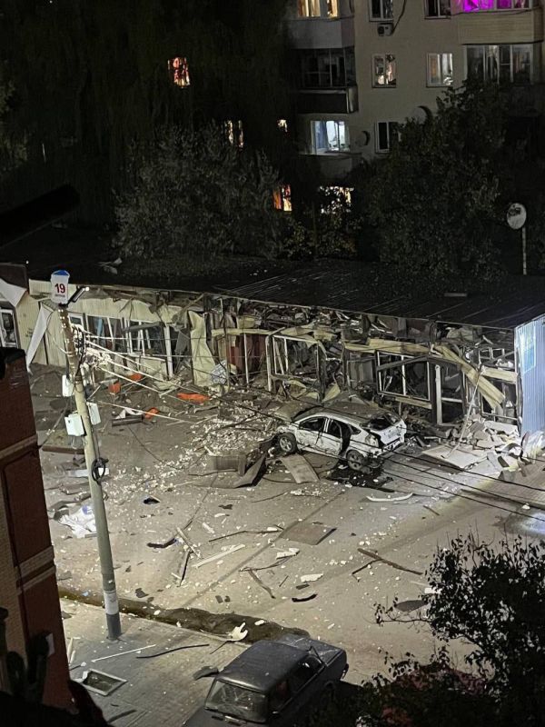 Ещё кадры с Батайска.. Военкор Владимир Разин @razin_ZOV