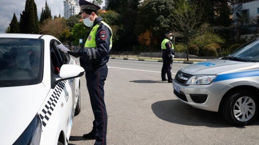 Автомобилистов ждут серьезные изменения: штрафы, госпошлины и новые правила каршеринга в 2025 году