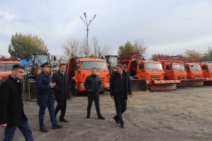В Шахтах состоялся смотр коммунальной техники