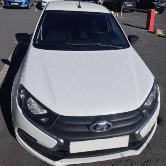 . 620 ..LADA Granta, 2018 .