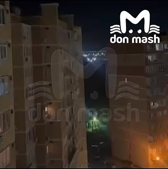 "Вот он, над нами! А-а-а-а, б**"