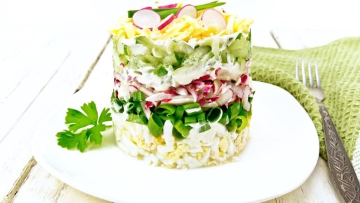 Этот салат забыли незаслуженно: из тех же продуктов, но вкуснее оливье