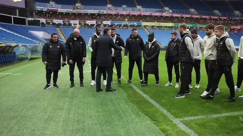 Юрий Слюсарь: Пообщался с командой ФК «Ростов»