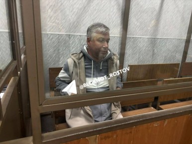 Логвиненко в предъявленных ему обвинениях вину не признает
