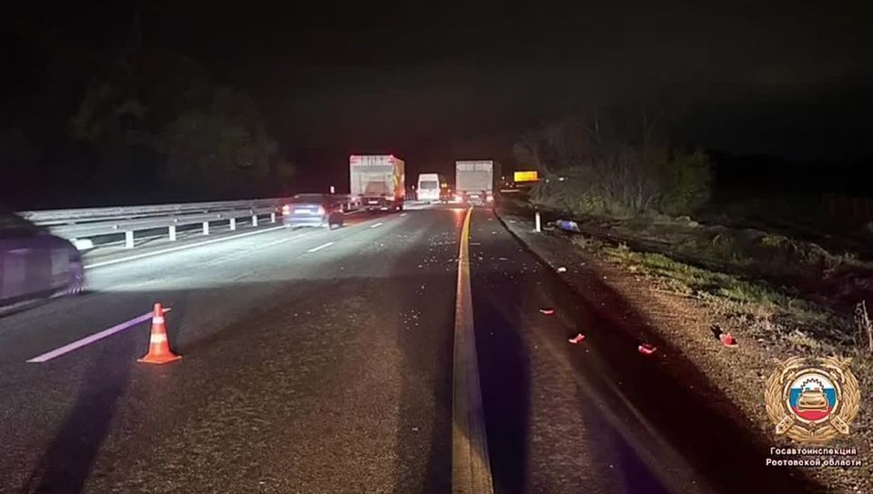 Полицейские устанавливают обстоятельства смертельного ДТП в Аксайскои районе