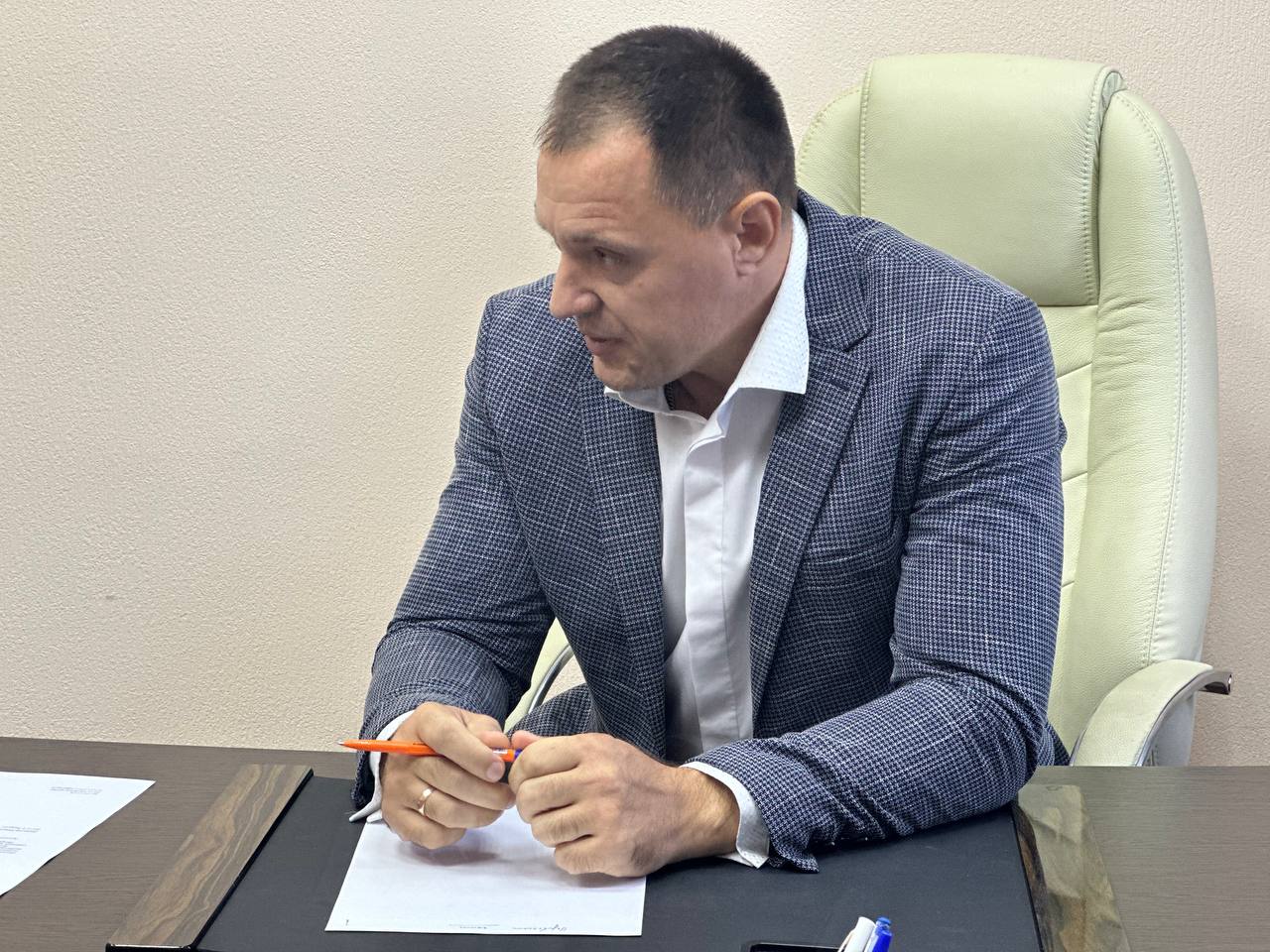 Хочу откровенно поговорить с вами о ситуации, которая сложилась в начале отопительного сезона Хочу откровенно поговорить с вами о ситуации, которая сложилась в начале отопительного сезона