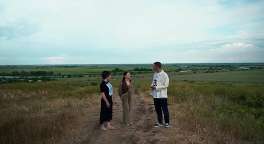 Точная последовательность действий необходима как в танце, так и в работе избирательного участка, считает заместитель председателя участковой избирательной комиссии №150 Аксайского района Мария Якименко, балетмейстер