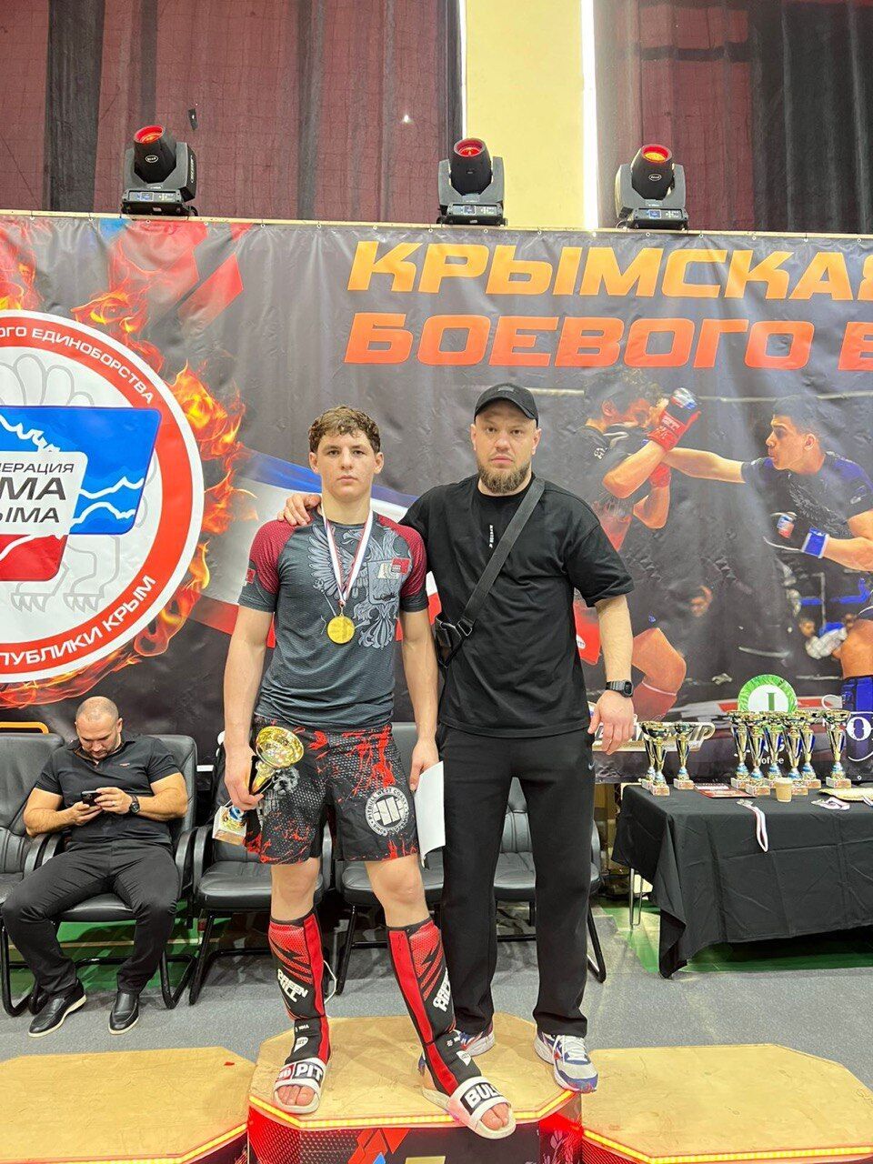 В Крыму проходил открытый турнир на Кубок Главы Республики по смешанным боевым единоборствам В Крыму проходил открытый турнир на Кубок Главы Республики по смешанным боевым единоборствам