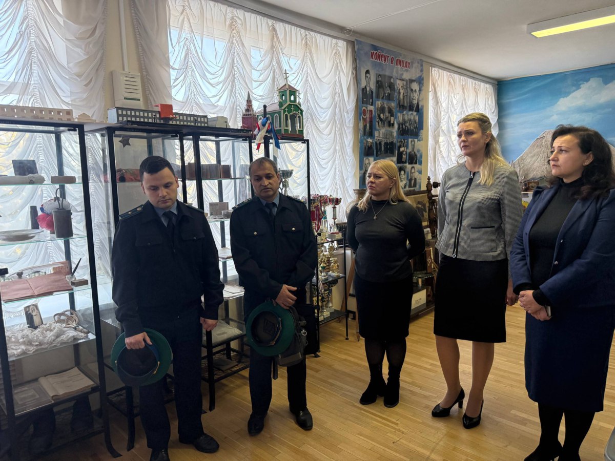 В Батайске почтили память героя Станислава Угай В Батайске почтили память героя Станислава Угай