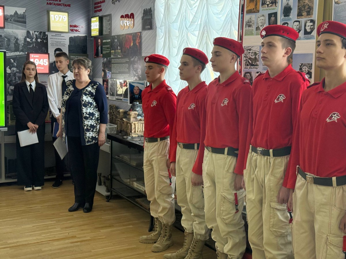 В Батайске почтили память героя Станислава Угай