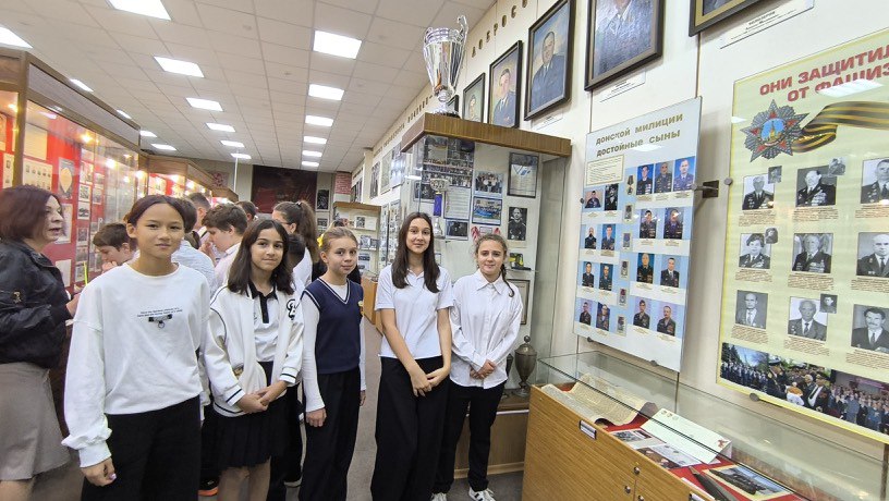 Учащиеся полицейского класса ростовского лицея № 103 посетили музей истории органов правопорядка Дона Учащиеся полицейского класса ростовского лицея № 103 посетили музей истории органов правопорядка Дона