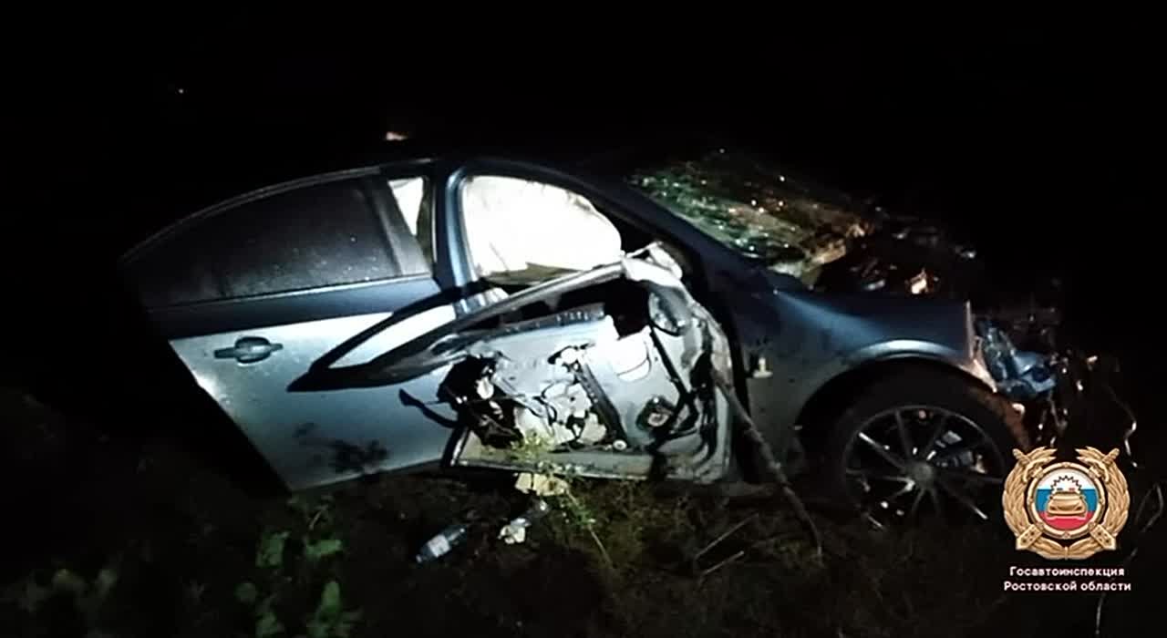 Сотрудники полиции устанавливают обстоятельства ДТП с пятью пострадавшими