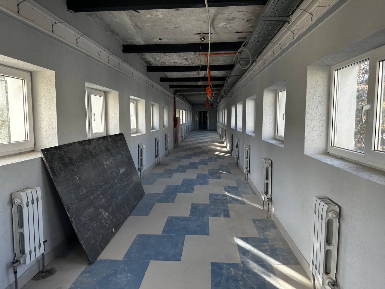 Сегодняшний день провёл в рабочем ритме — посетил микрорайон Донской, чтобы лично проверить, как идут важные для города работы Сегодняшний день провёл в рабочем ритме — посетил микрорайон Донской, чтобы лично проверить, как идут важные для города работы