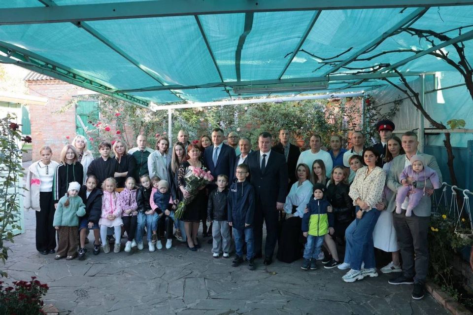 Юрий Слюсарь: Приехал в Азов, в гости к семье Короченцевых