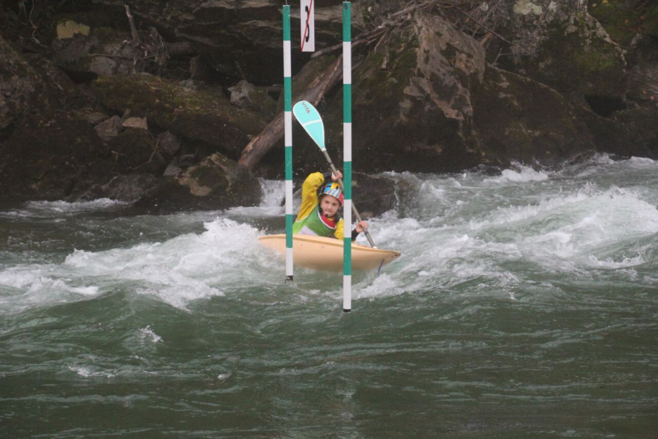С 24 по 27 октября в Краснодарском крае прошли масштабные соревнования по гребному слалому «Золотая Лаба» С 24 по 27 октября в Краснодарском крае прошли масштабные соревнования по гребному слалому «Золотая Лаба»