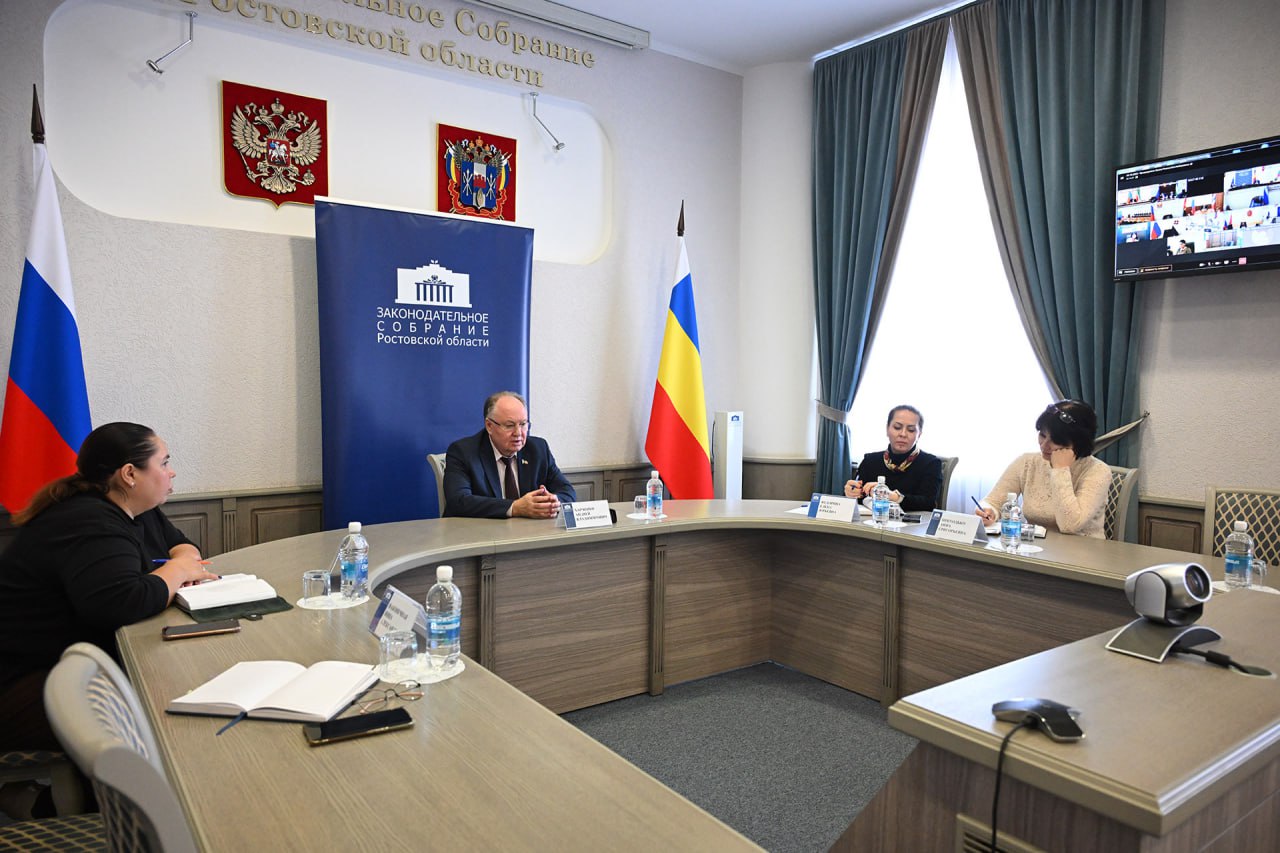 На пленарном заседании Государственной Думы Председатель Центрального банка РФ Эльвира Набиуллина представила доклад «Об основных направлениях единой государственной денежно-кредитной политики на 2026 год и период 2027 и...