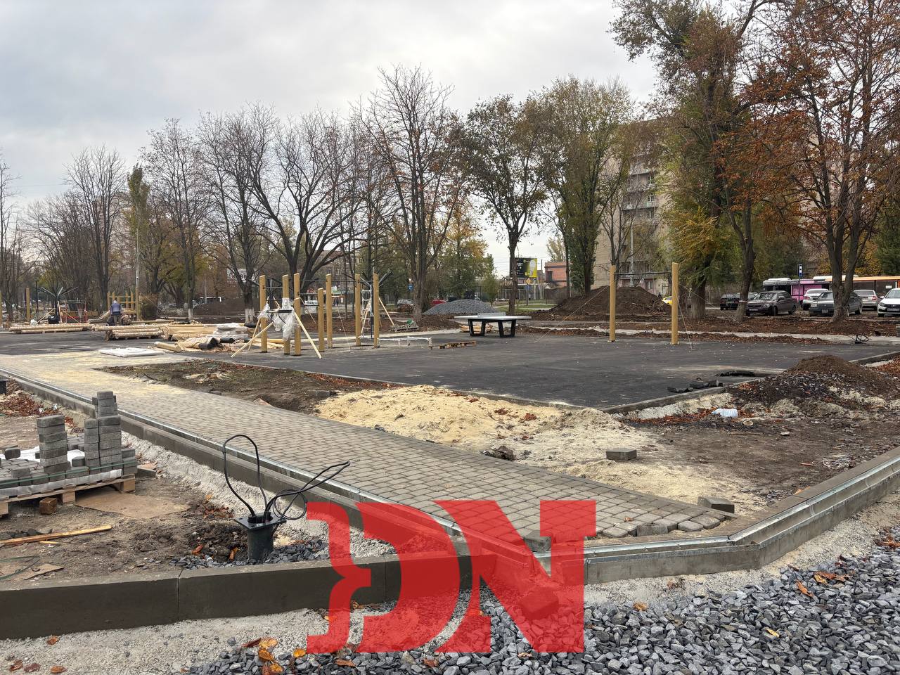 «Тренажёры не распакованы»: как создают сквер на Зорге Ростова