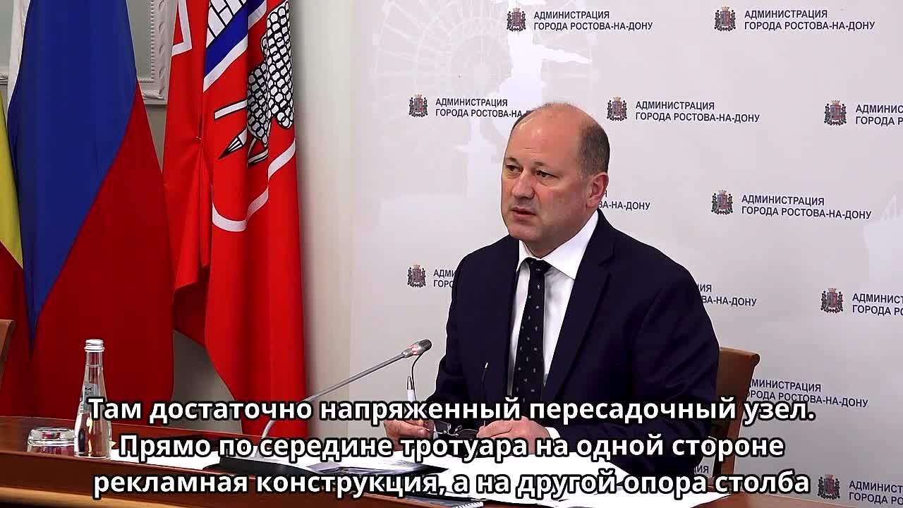 Александр Скрябин: Уважаемые ростовчане!. Перекресток на пересечении улицы Московской с переулком Братским очень оживленный