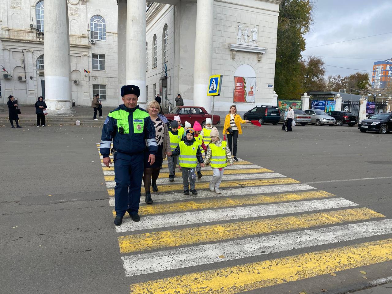 Сегодня — особенный праздник! Сегодня — особенный праздник!