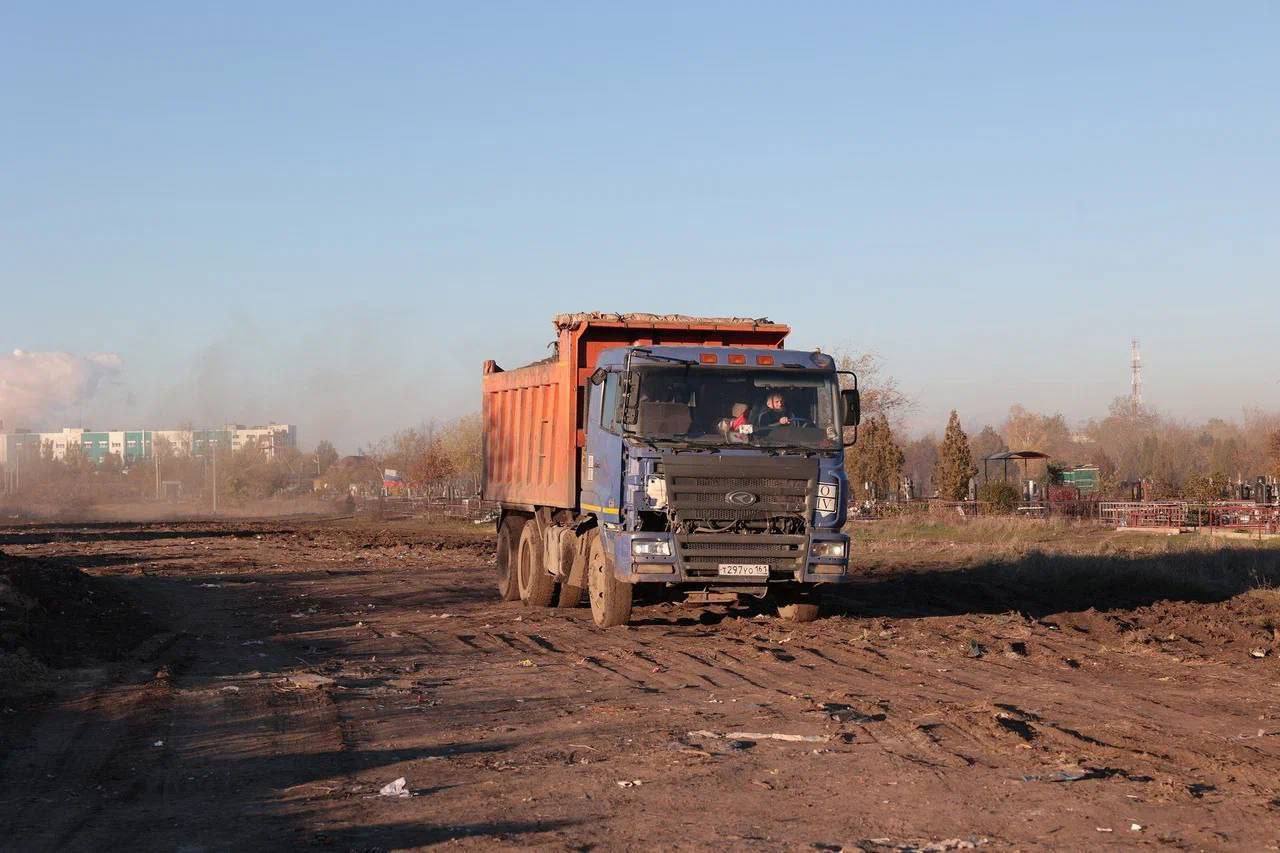 Аллея Героев в Ростове: дополнительные контейнеры, мульды и патруль Аллея Героев в Ростове: дополнительные контейнеры, мульды и патруль