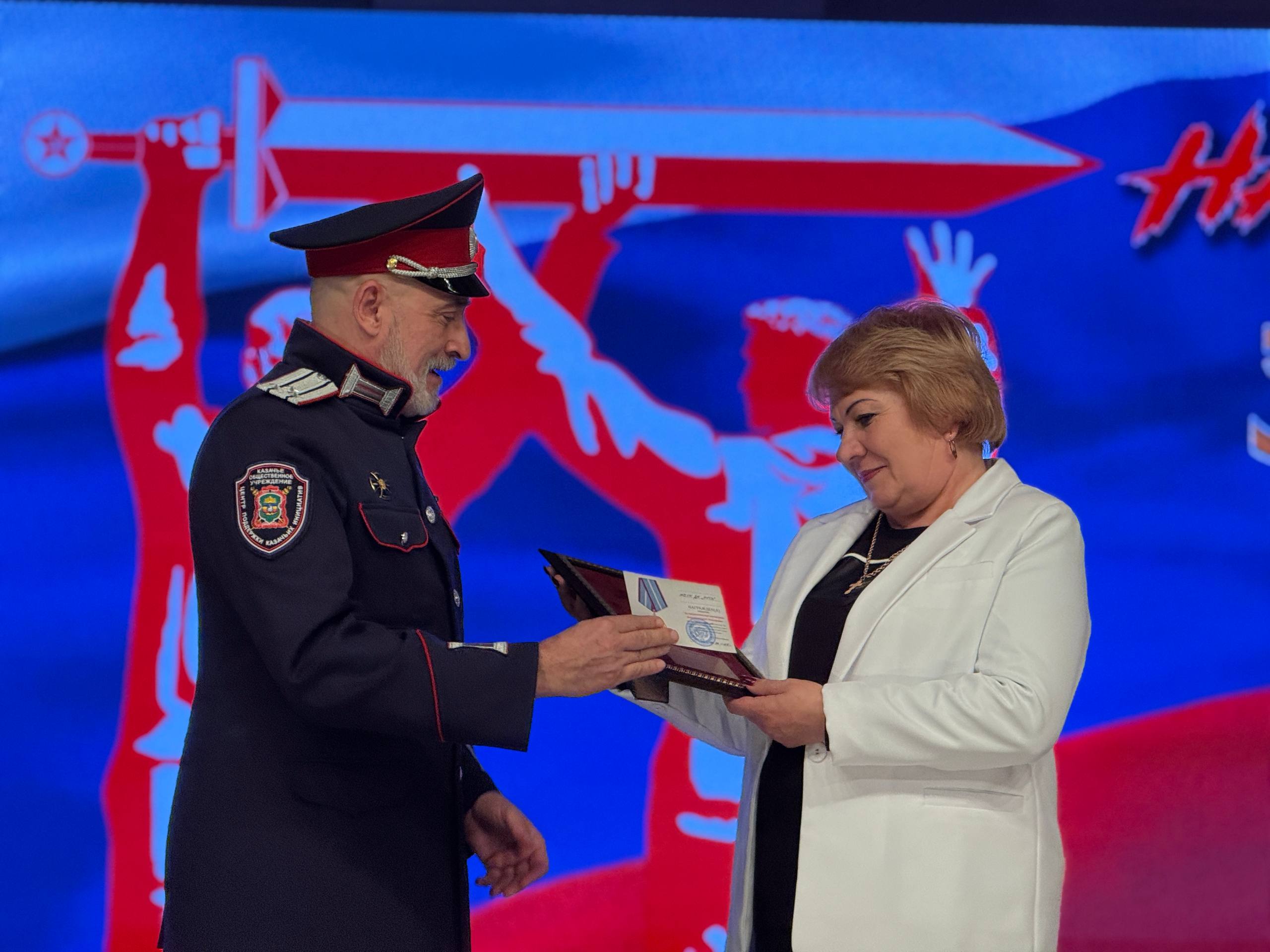 «Делами добрыми приближаем Победу»: в Батайске чествовали участников проекта «Наши 333» «Делами добрыми приближаем Победу»: в Батайске чествовали участников проекта «Наши 333»