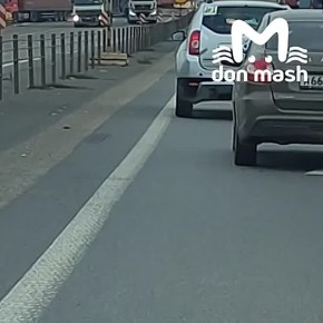 13 километров. Это пробка на М-4 возле Шахт из-за дорожных работ