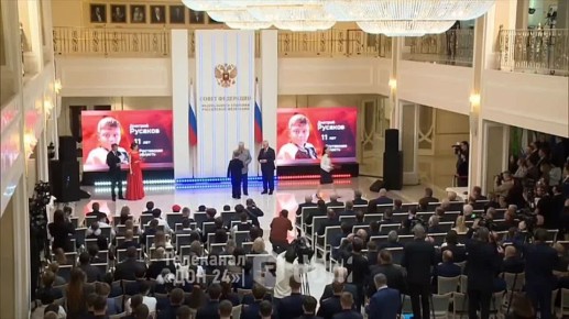 Кадры награждения мальчика-героя из Волгодонска