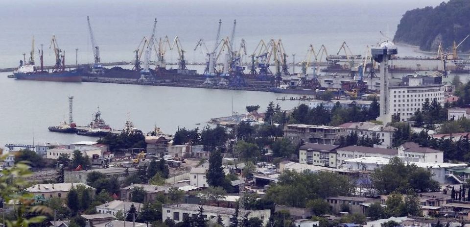 Главное к этому часу:. Беспилотники атаковали порт в Туапсе Краснодарского края – обломки БПЛА повредили танкер и нефтеналивной терминал