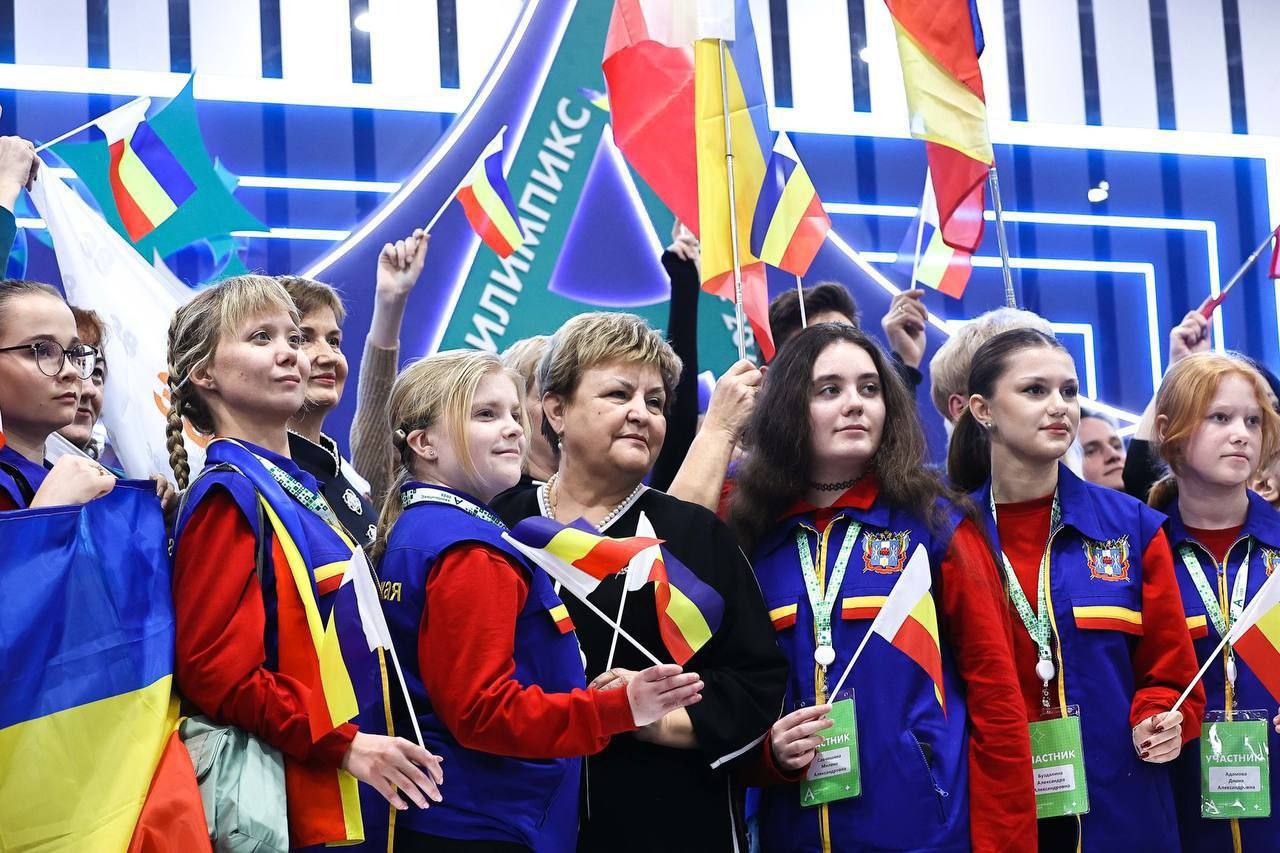 Восемь медалей привезла донская сборная с чемпионата «Абилимпикс»