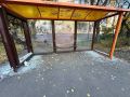 В Ростове вандалы этой ночью разбили остановку на 2-й Краснодарской, 72