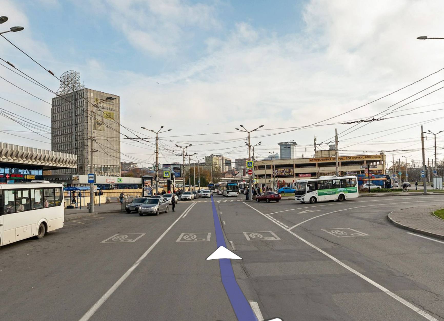 В Ростове на Привокзальной площади запретят остановку и парковку транспорта