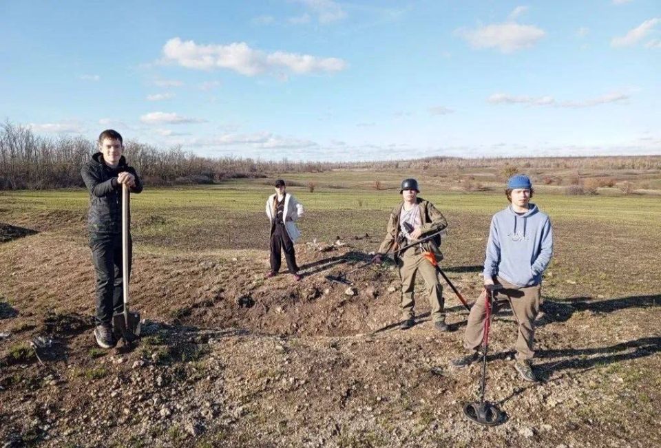 Поисковая работа гимназистов в Самбеке Поисковая работа гимназистов в Самбеке